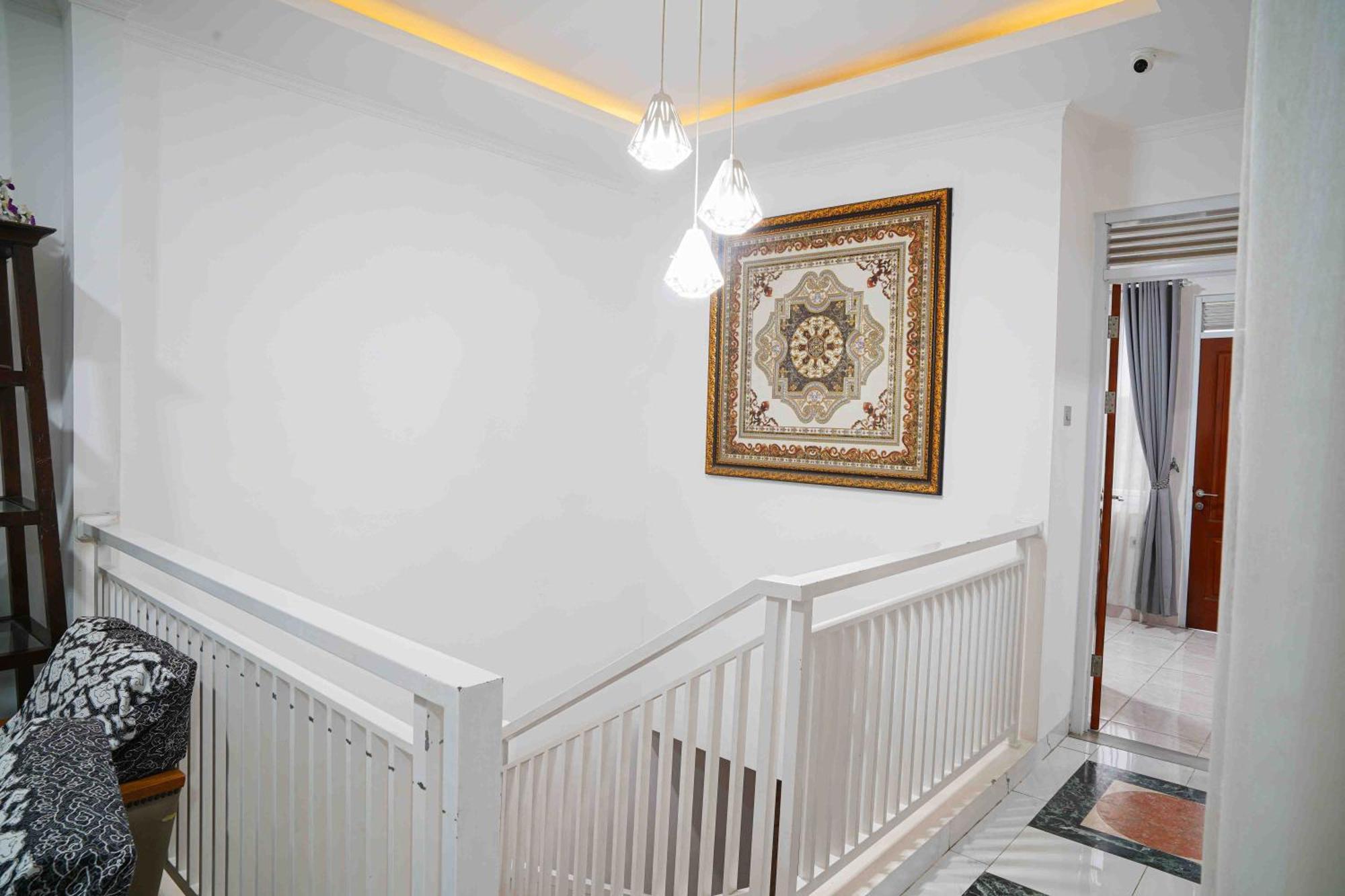 Schones Haus Private Pool & Netflix By Grorental باندونج المظهر الخارجي الصورة