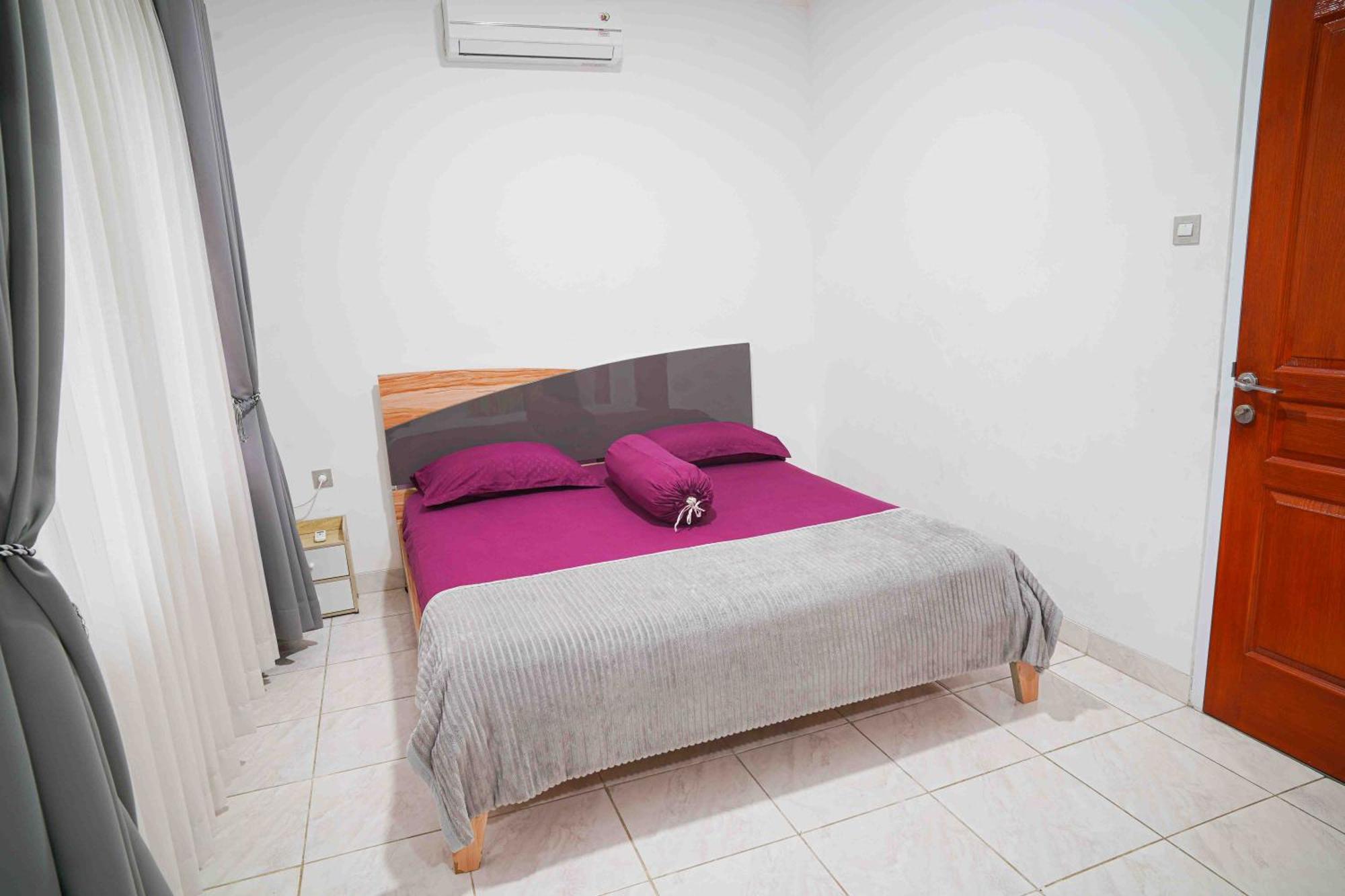 Schones Haus Private Pool & Netflix By Grorental باندونج المظهر الخارجي الصورة