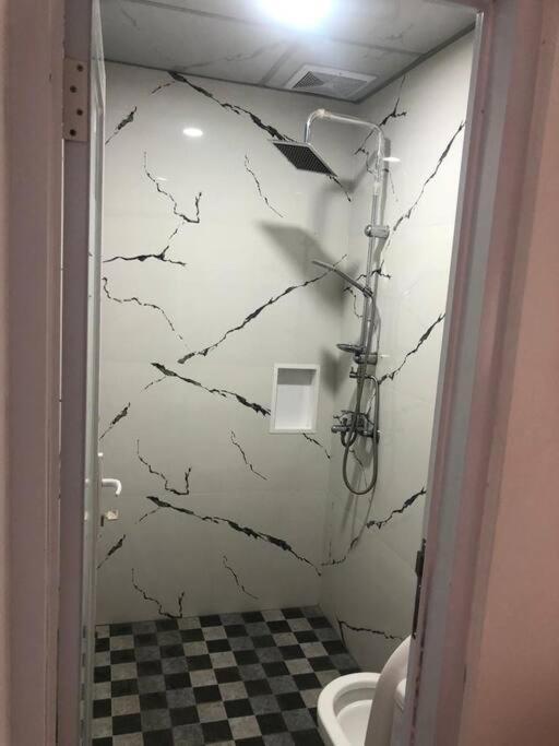Schones Haus Private Pool & Netflix By Grorental باندونج المظهر الخارجي الصورة